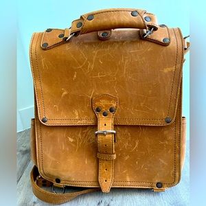 Saddleback leather messenger bag tobacco brown
